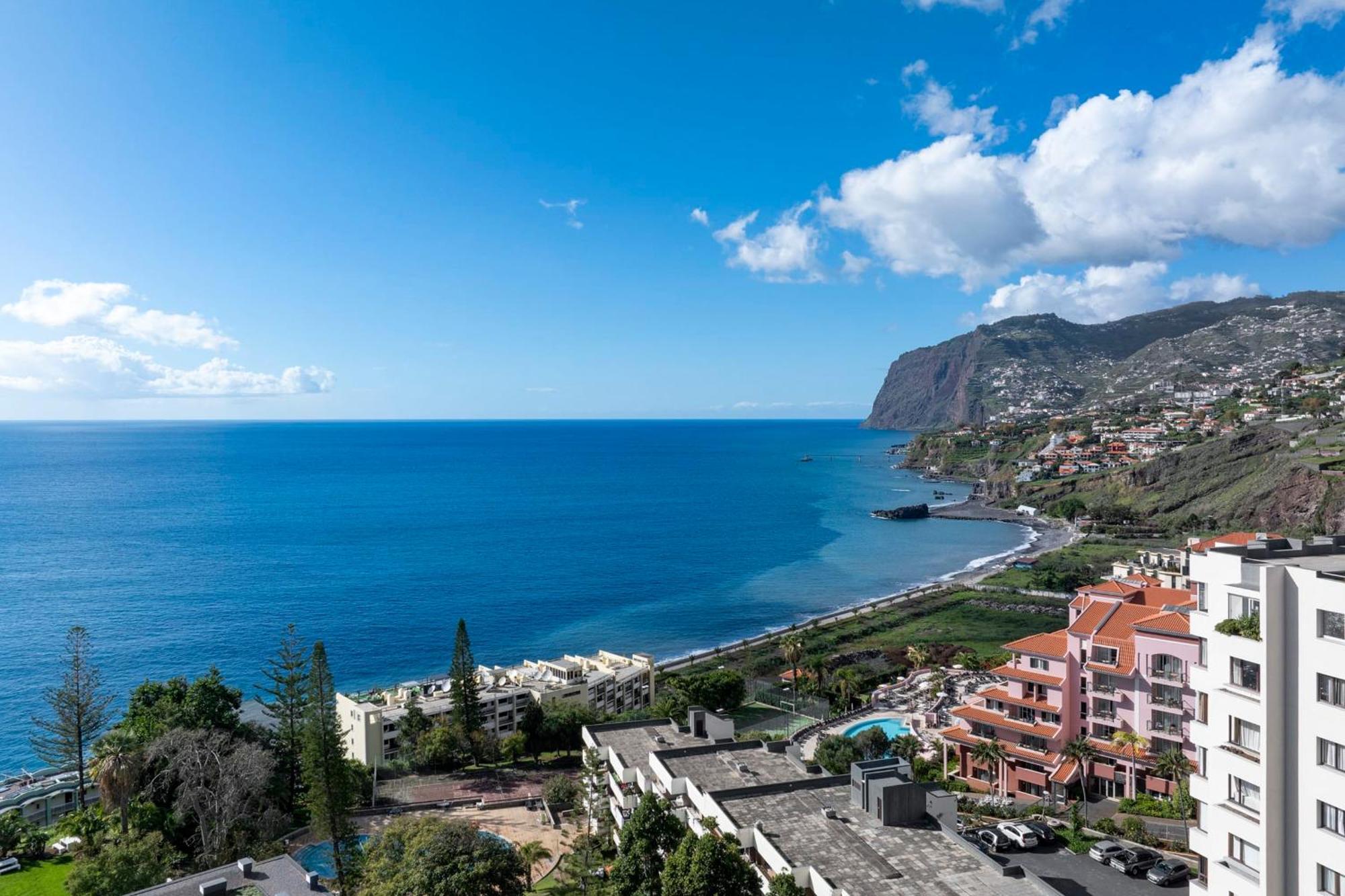 Sao Lucas Ii By An Island * Funchal (Madeira)